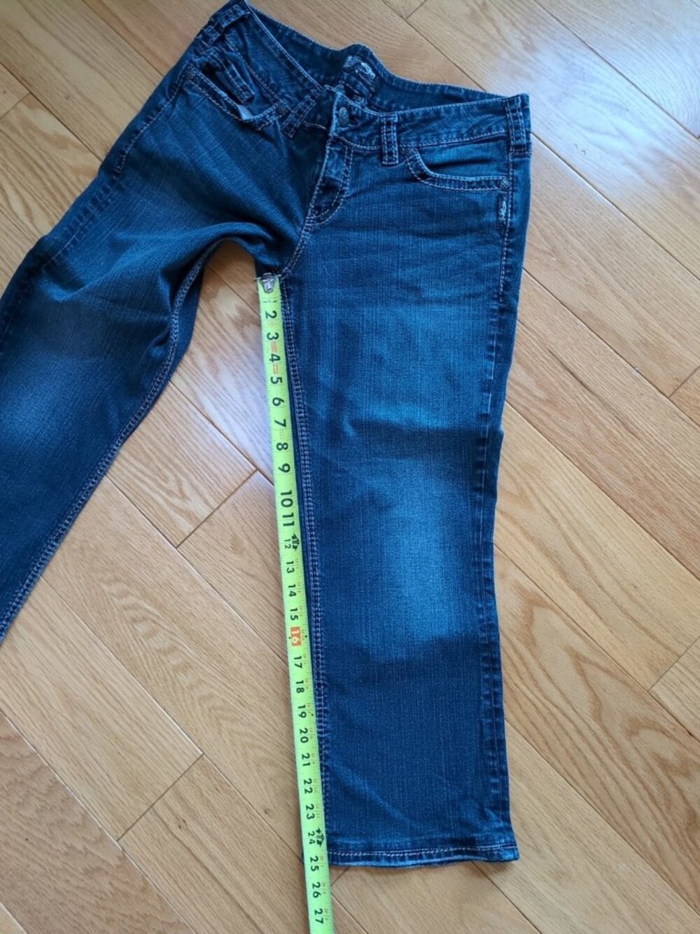 Silver Suki Women’s W34xL25 Flared Ankle Jeans Medium Wash Mid Rise - Picture 9 of 12